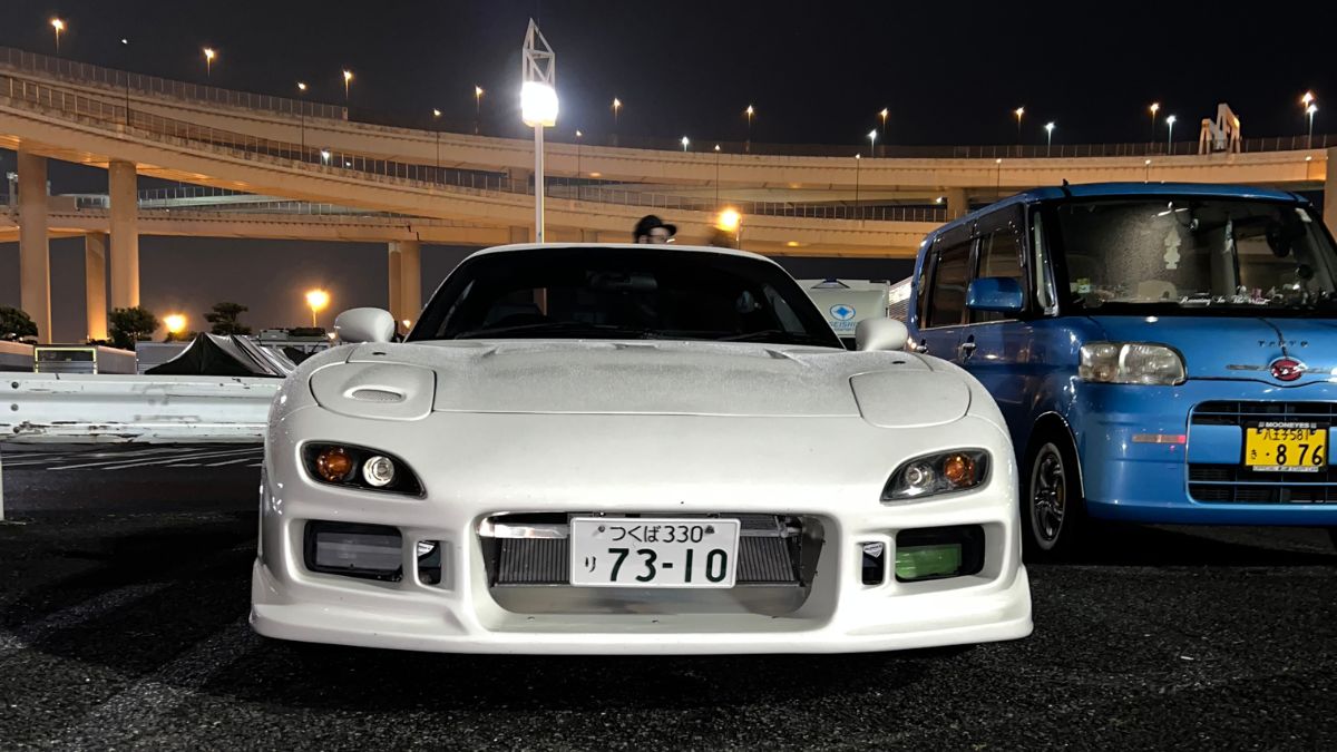 Mazda Rx7 at Daikoku Parking Area