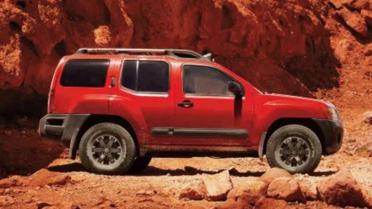 Nissan Xterra Red