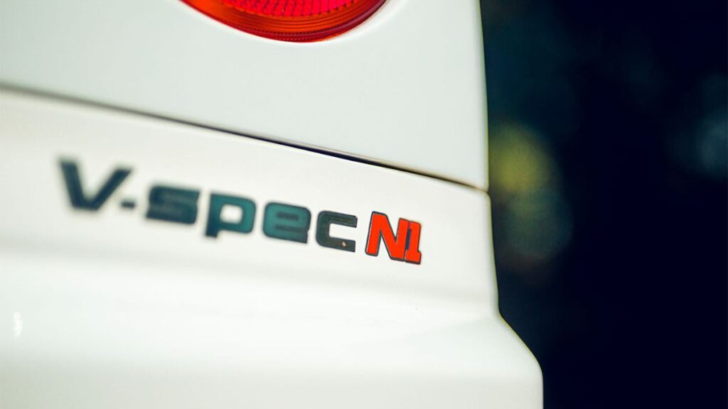 R34 V-Spec N1 Badging