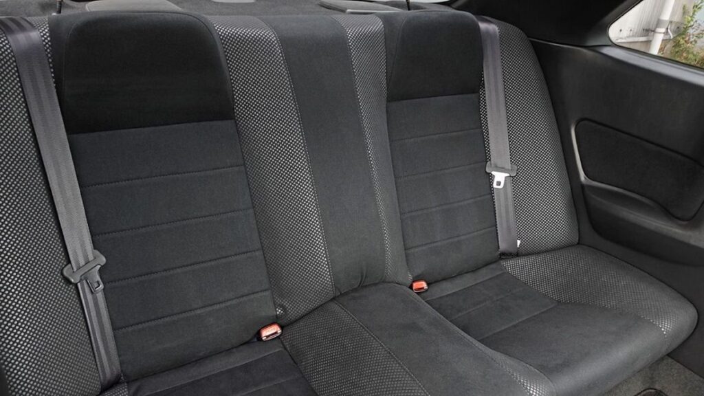 Rear Seats of R34 GT-R