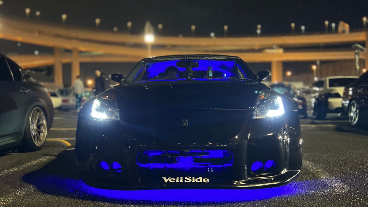 Veil Side 350z at Daikoku Parking Area