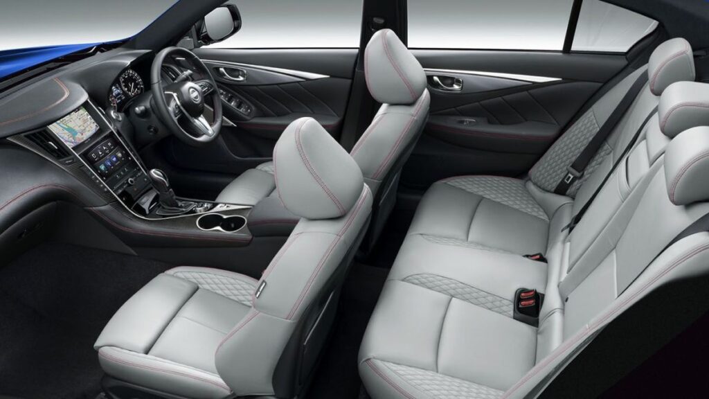 White Leather Interior on Nissan Skyline 400R Limited