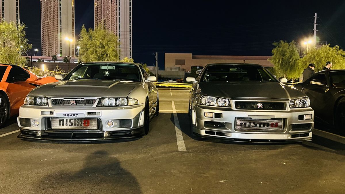 R33 and R34 GTR at LVCMGT