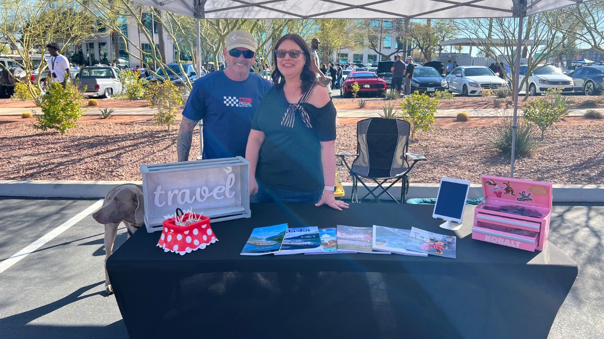 Scotty and Amy Schmidt of Sun Venture Travels 2